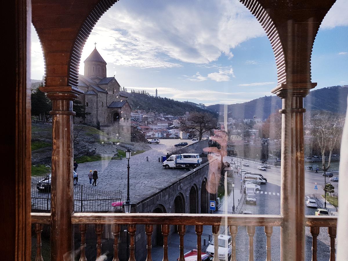 Tiflis Metekhi Hotel Buitenkant foto