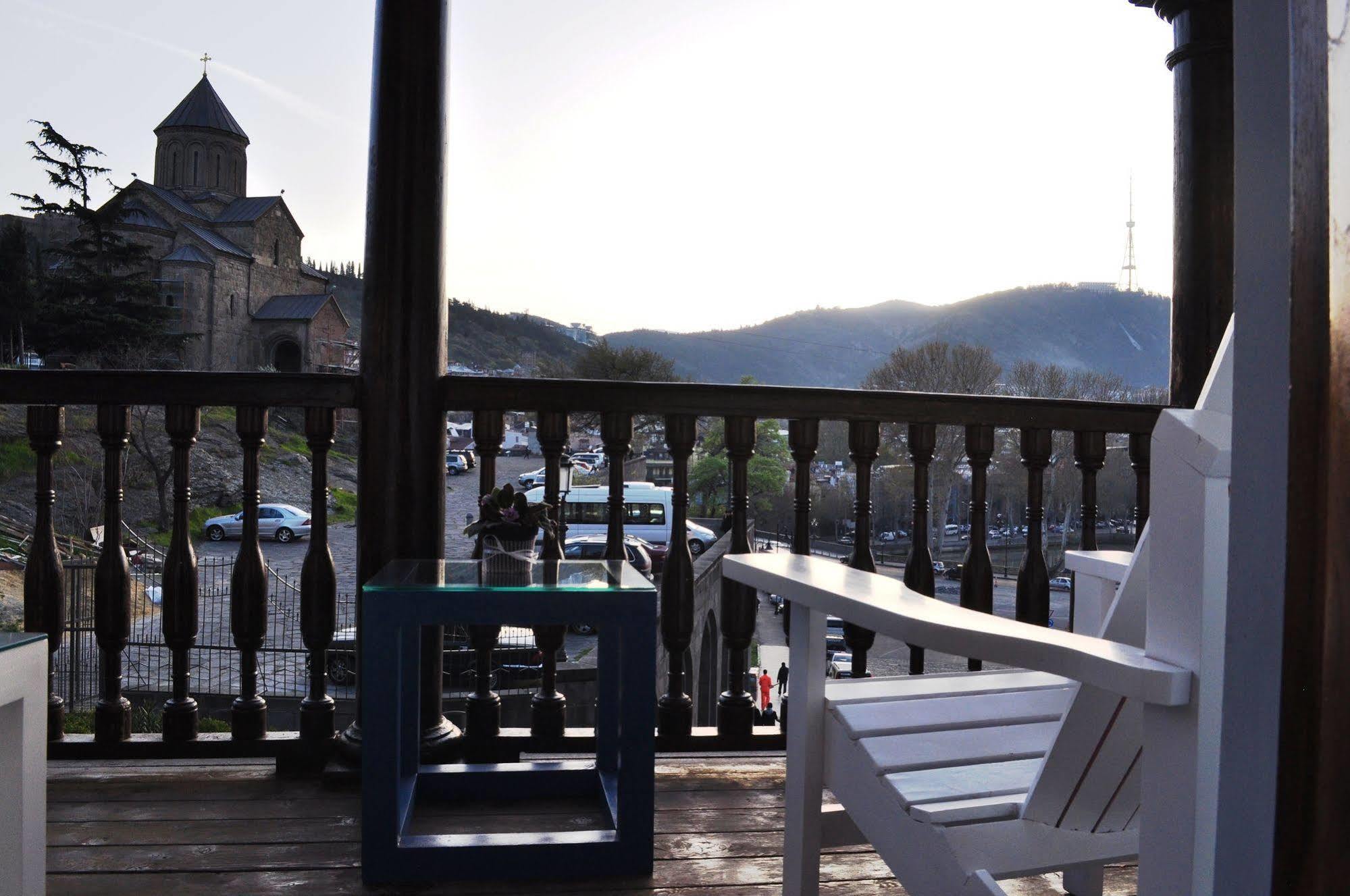 Tiflis Metekhi Hotel Buitenkant foto